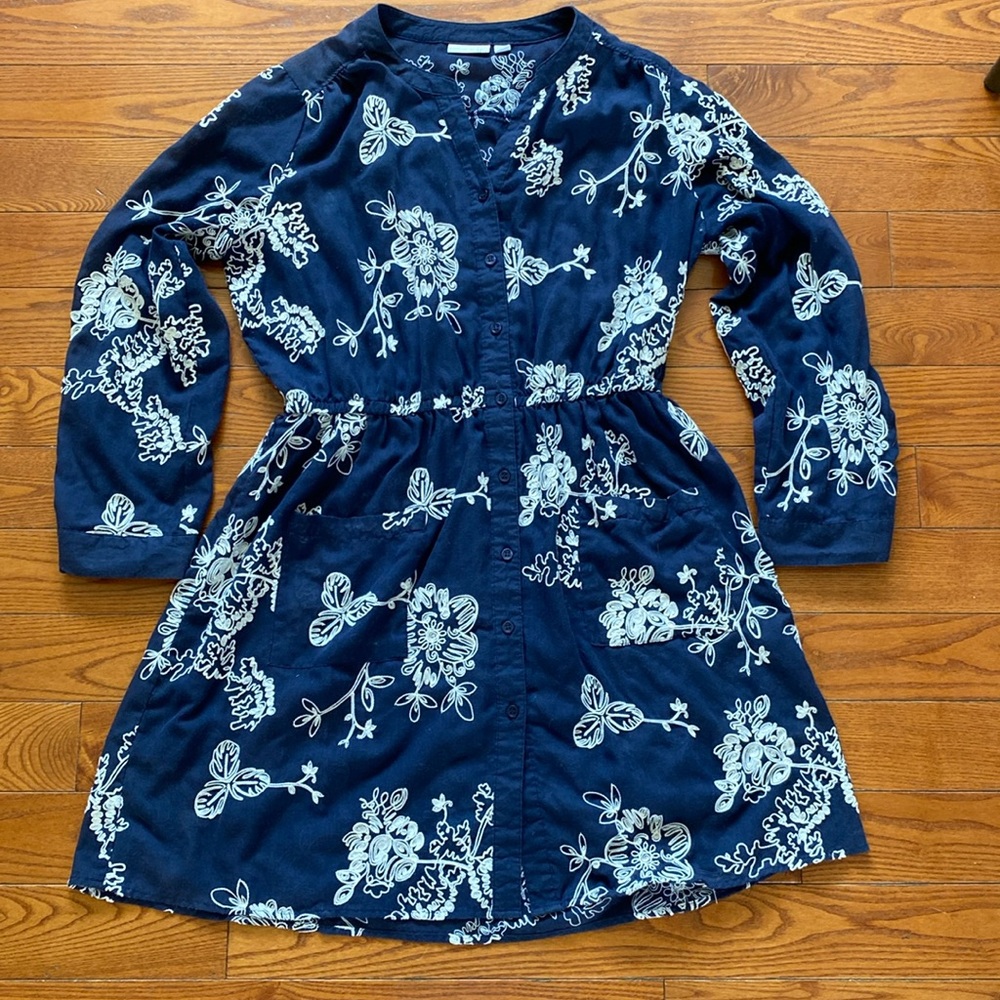 Westport 1962 women’s navy/white embroidered floral dress size 16.